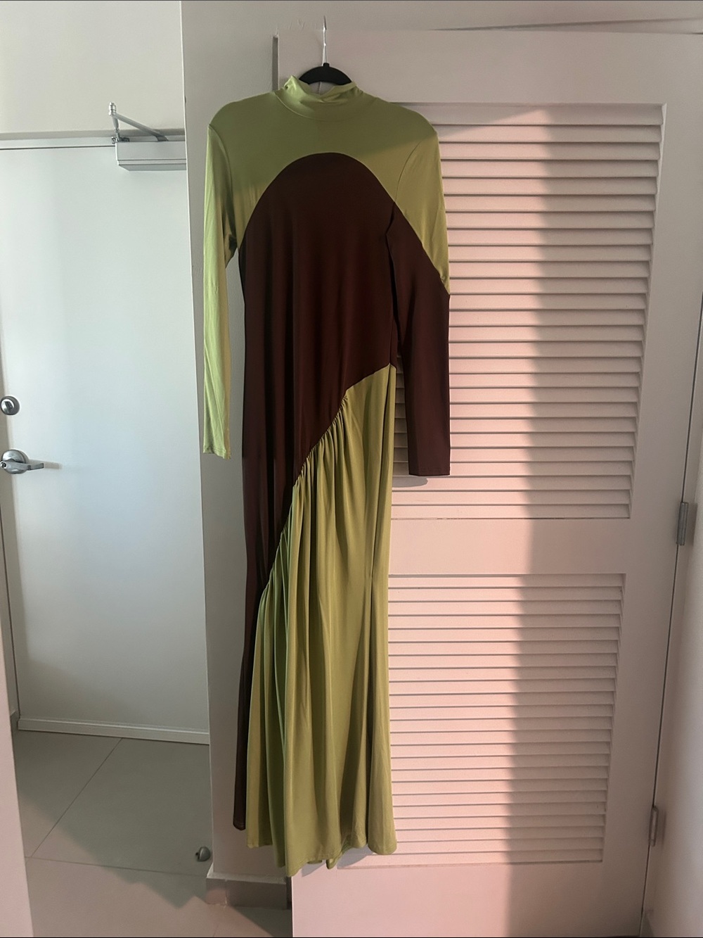 Colorblock Long-Sleeve Maxi Dress in Olive Green and Brown